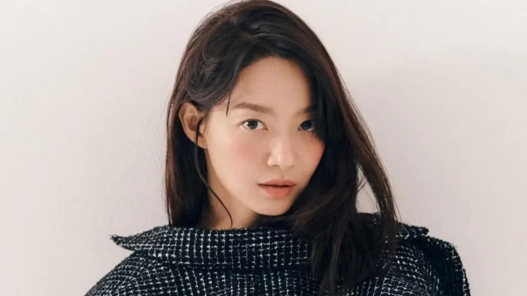 Shin Min Ah
